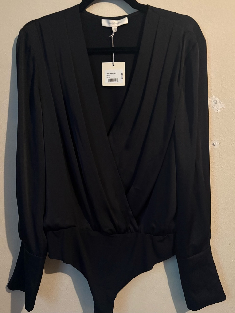 NWT Favorite Daughter Black Long-Sleeve Bodysuit V Neck Size Large